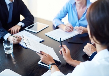 Contratos comerciais: quais são e como funcionam?