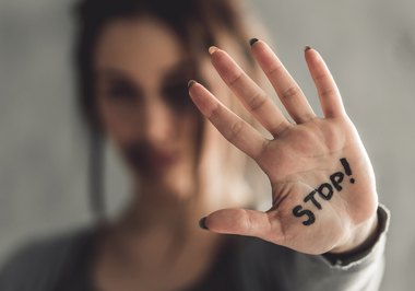 Mulheres vítimas de violência doméstica têm direito à estabilidade no emprego